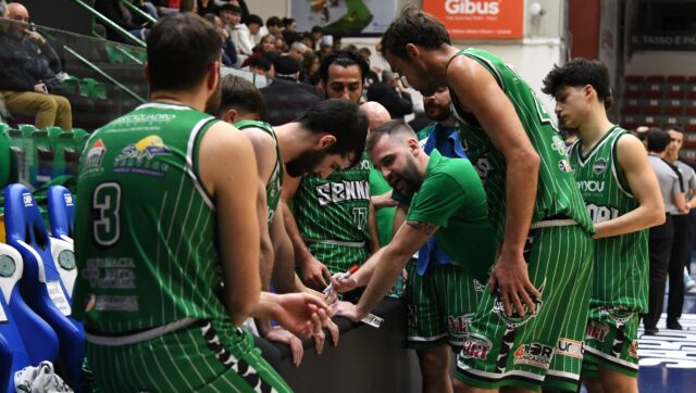 2° Divisione a tutto gas 2° Divisione a tutto gas